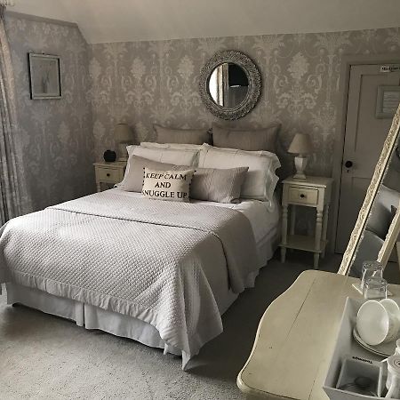 West Tyning Bed & Breakfast Bitton ภายนอก รูปภาพ