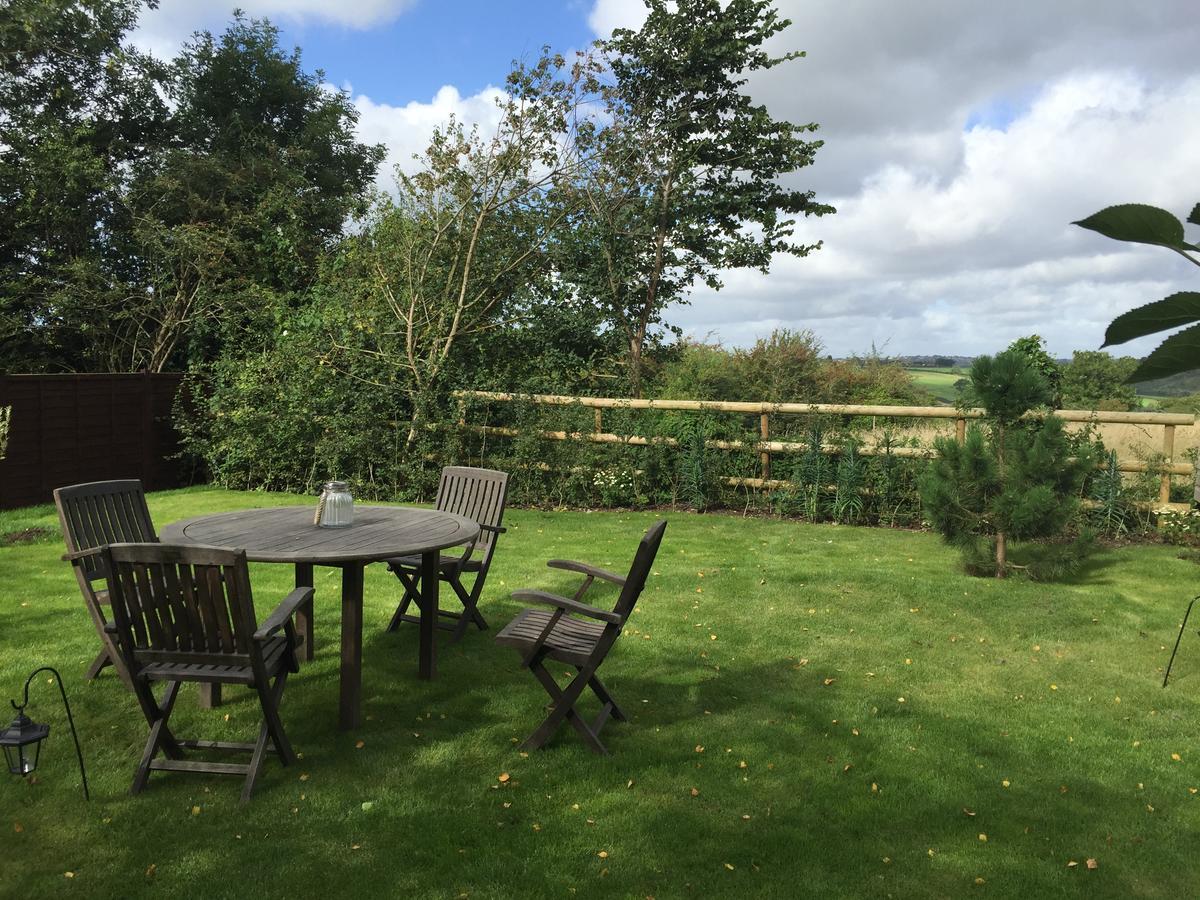 West Tyning Bed & Breakfast Bitton ภายนอก รูปภาพ
