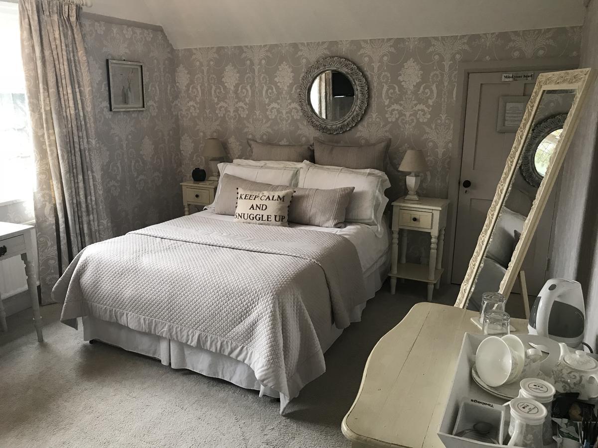 West Tyning Bed & Breakfast Bitton ภายนอก รูปภาพ